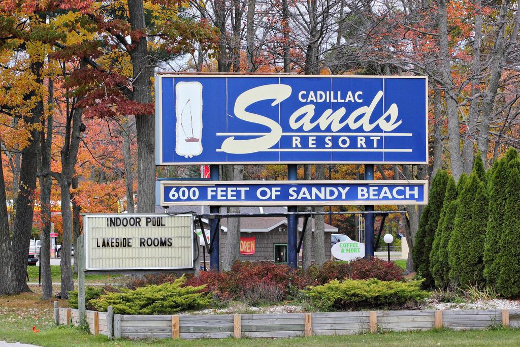 Cadillac Sands Resort Exterior photo